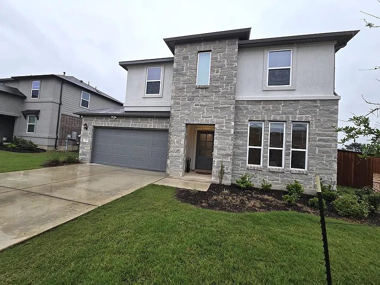 1916 Bradham Way — Photo 4