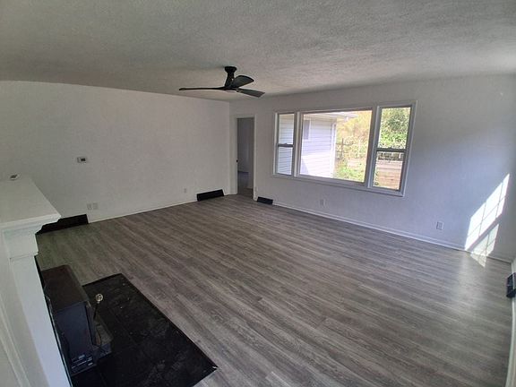 5th image of 218 Baker Rd