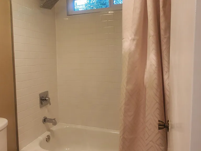 507 N Curtis Ave — Photo 6