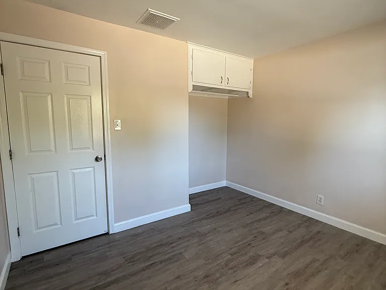 1013 E Garland Ave — Photo 15