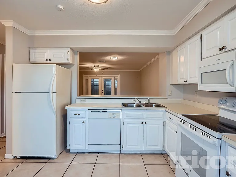 1844 Mill Run Cir — Photo 14