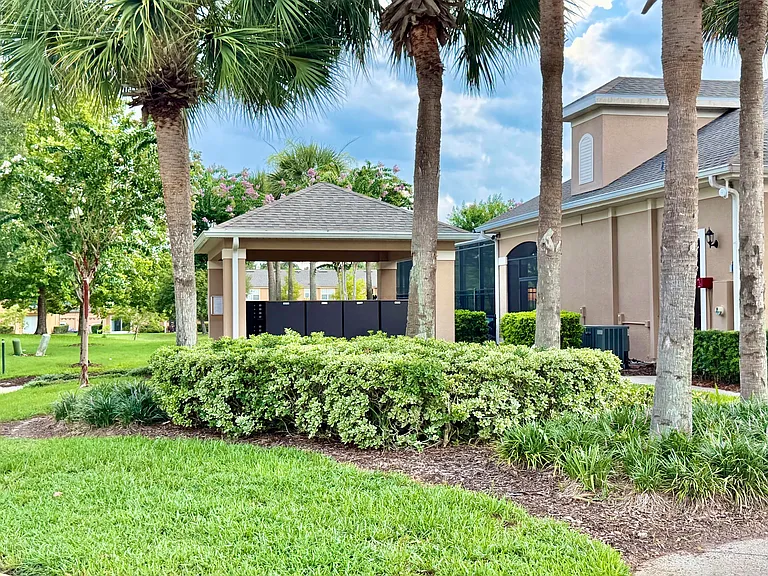 Community mailbox - 1720 RETREAT VIEW CIR.