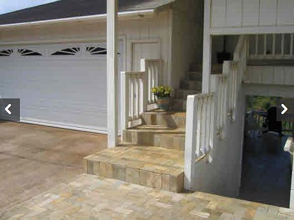  Natural slate tile stairway
