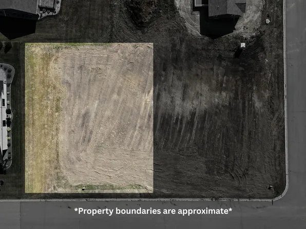 1211 S 7th St, Milbank, SD 57252