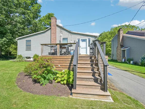 1749 Minesite Rd, Allentown, PA 18103