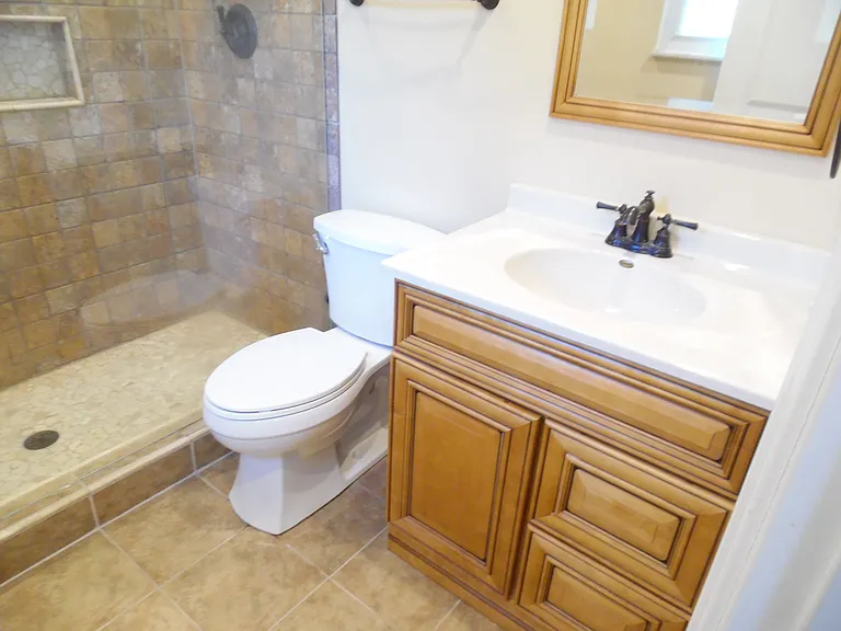 8760 Ashbrook Dr — Photo 19