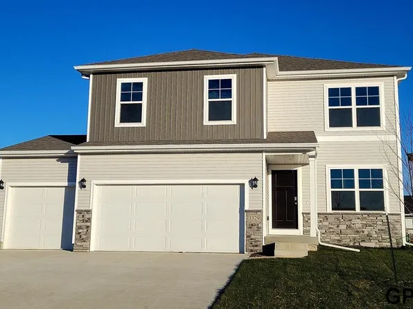 8505 S 184th Way, Omaha, NE 68136