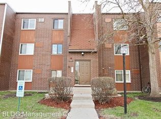 700 Court Of Birch APT 3, Vernon Hills, IL