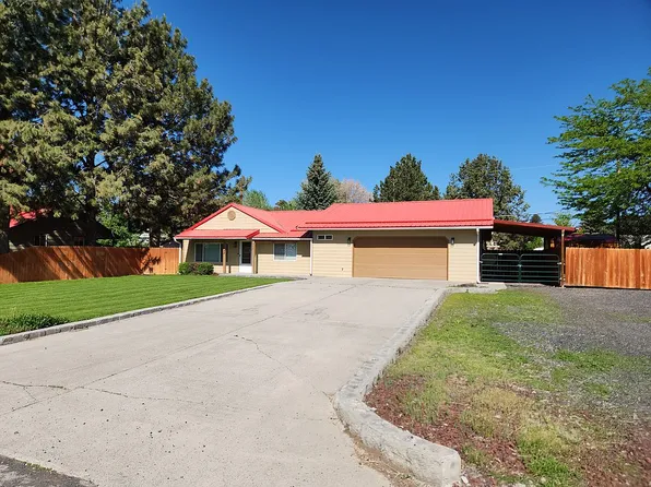 320 N Roanoke Ave, Hines, OR 97738