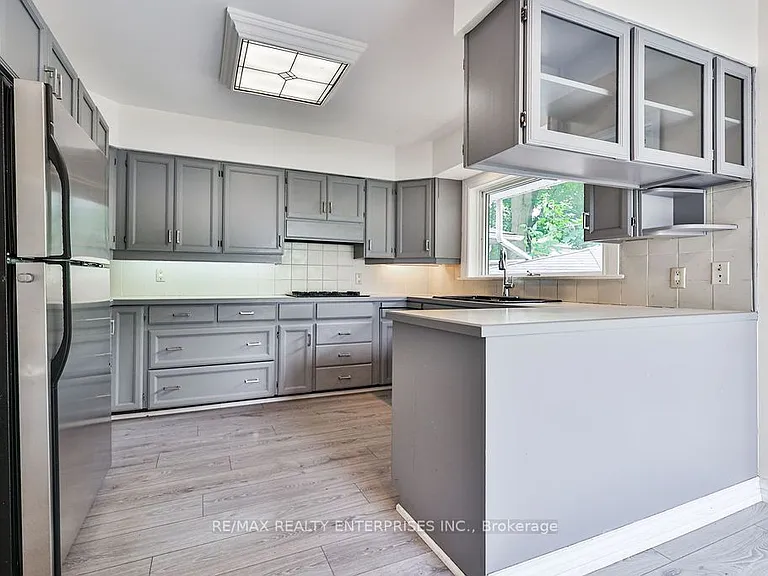 3096 Ballydown Cres — Photo 9