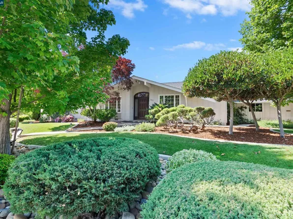 107 Via Mantilla, Walnut Creek, CA 94598