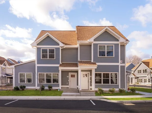 17 Finch St, Mattapan, MA 02126