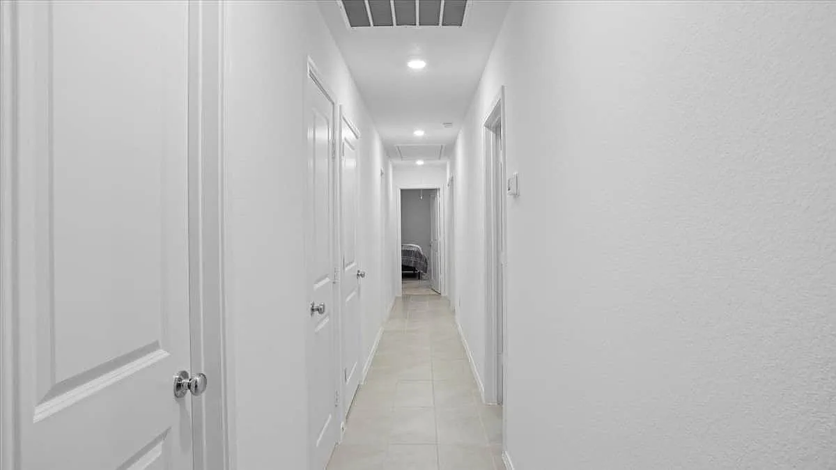 464 Eagle Wind Way — Photo 3