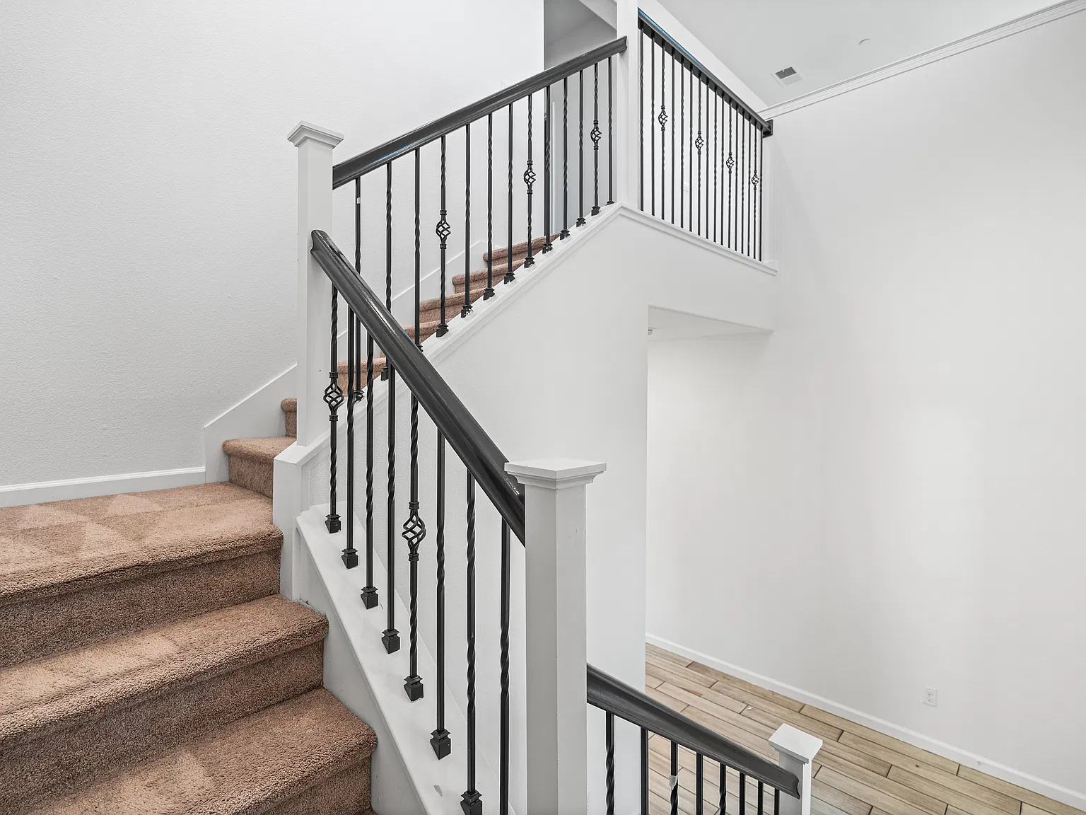 9362 Bear Grass Cir — Photo 4