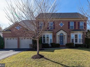 3341 Dondis Creek Dr, Triangle, VA 22172