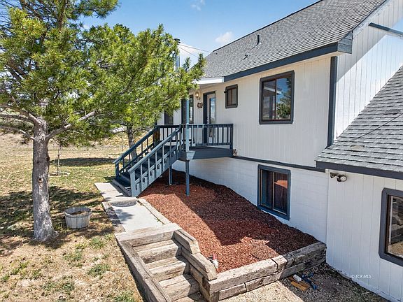 2nd image of 408 Cameo Dr