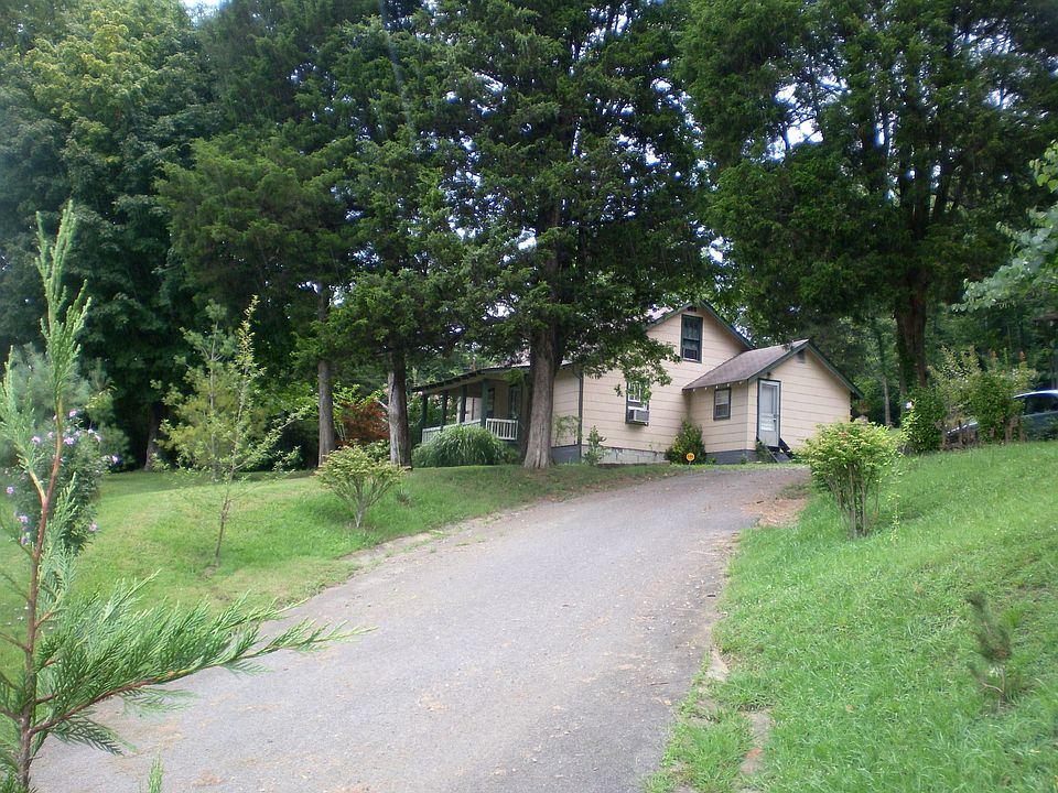 Driveway to House