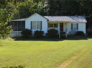 153 Hoyt Anderson Rd, Pickens, SC 29671