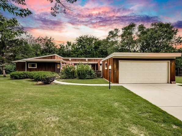 321 S Floyd St, Wichita, KS 67209