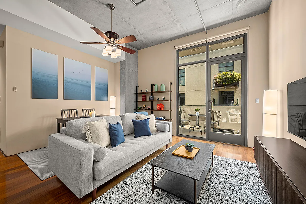 1 bed, 814 sqft, $4,300 — Photo 1