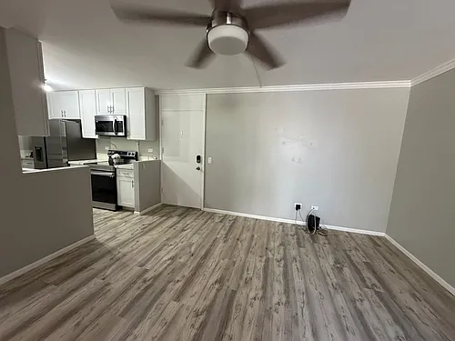 1260 Richard Ln Photo 1