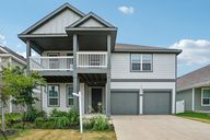 Revere Dr-S0207-001.jpg