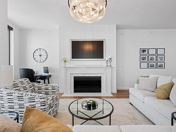 4th image of 110 Sudbury St Unit 4305