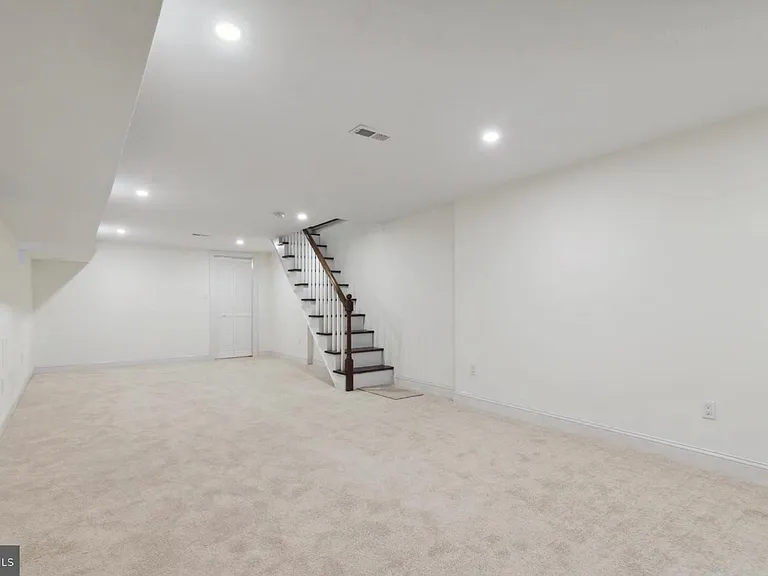 5516 Cedar Ave — Photo 35