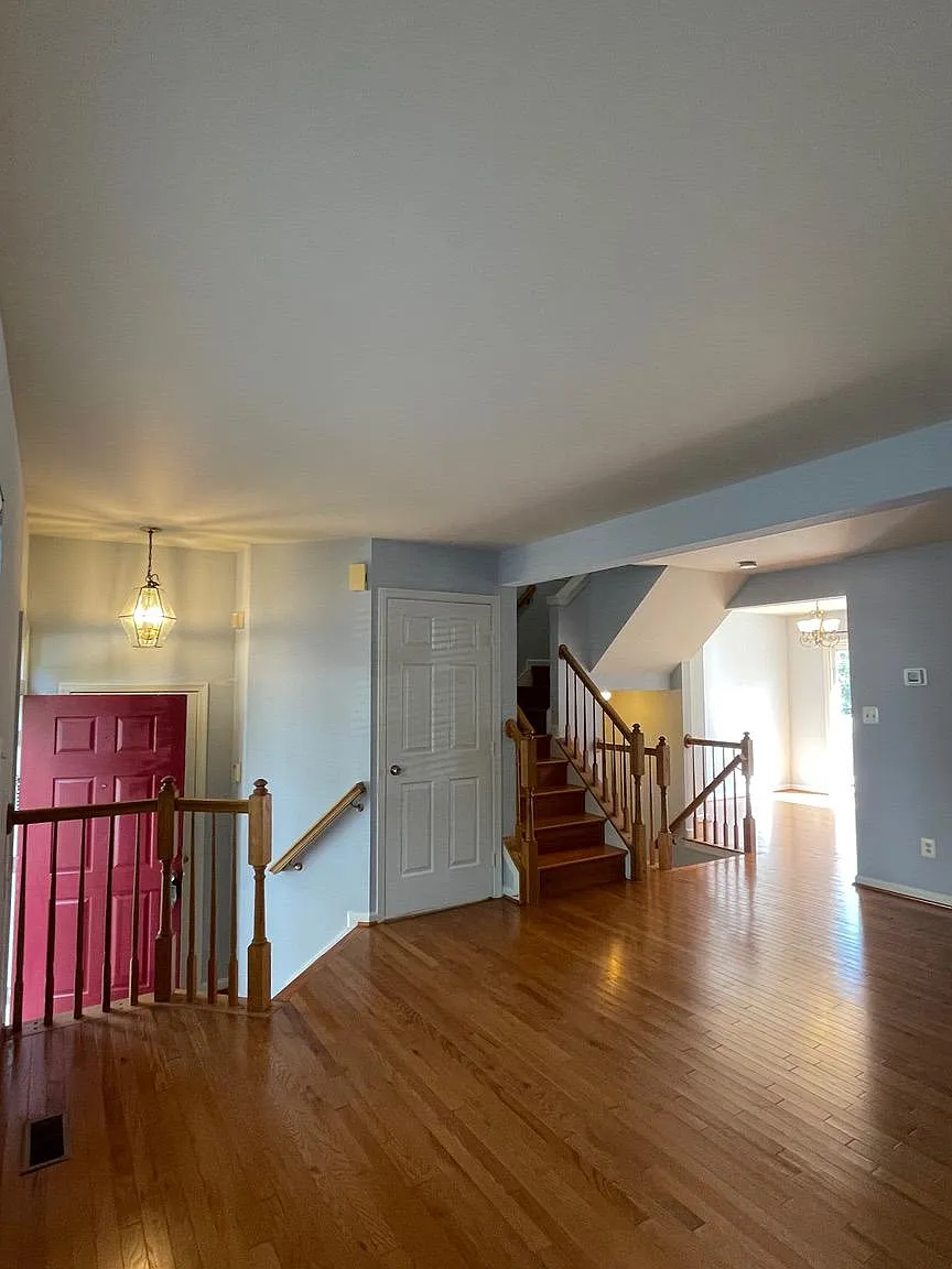 4 bed, 3.5 bath, 1640 sqft, $2,900 — Photo 3