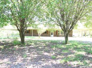 255 Jones Rd, Hazel Green, AL 35750