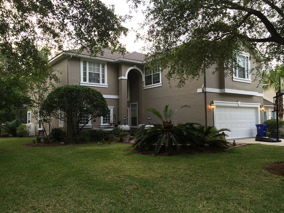 1st image of 208 Sweetbrier Branch Ln