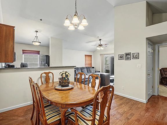 4th image of 5303 Spring Creek Ln