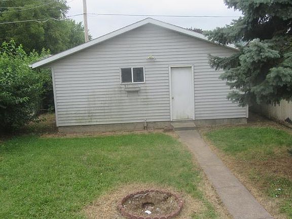 yard and garage