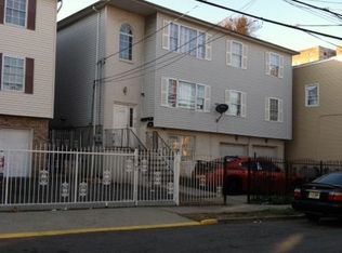 274-276 Garside St, Newark, NJ 07104