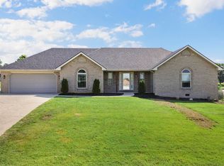 799 Hidden Loop Dr, Somerset, KY 42503