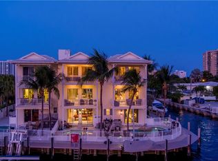 1019 S Riverside Dr, Pompano Beach, FL 33062