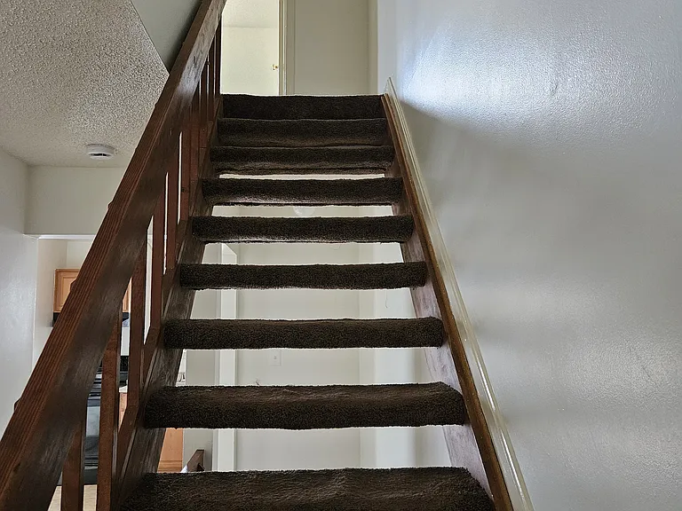 715 Saint Michaels Dr — Photo 7
