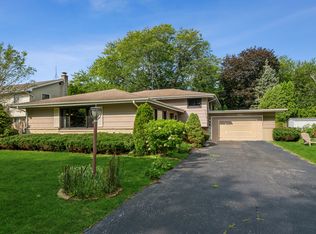 1002 N Westgate Rd, Mount Prospect, IL 60056