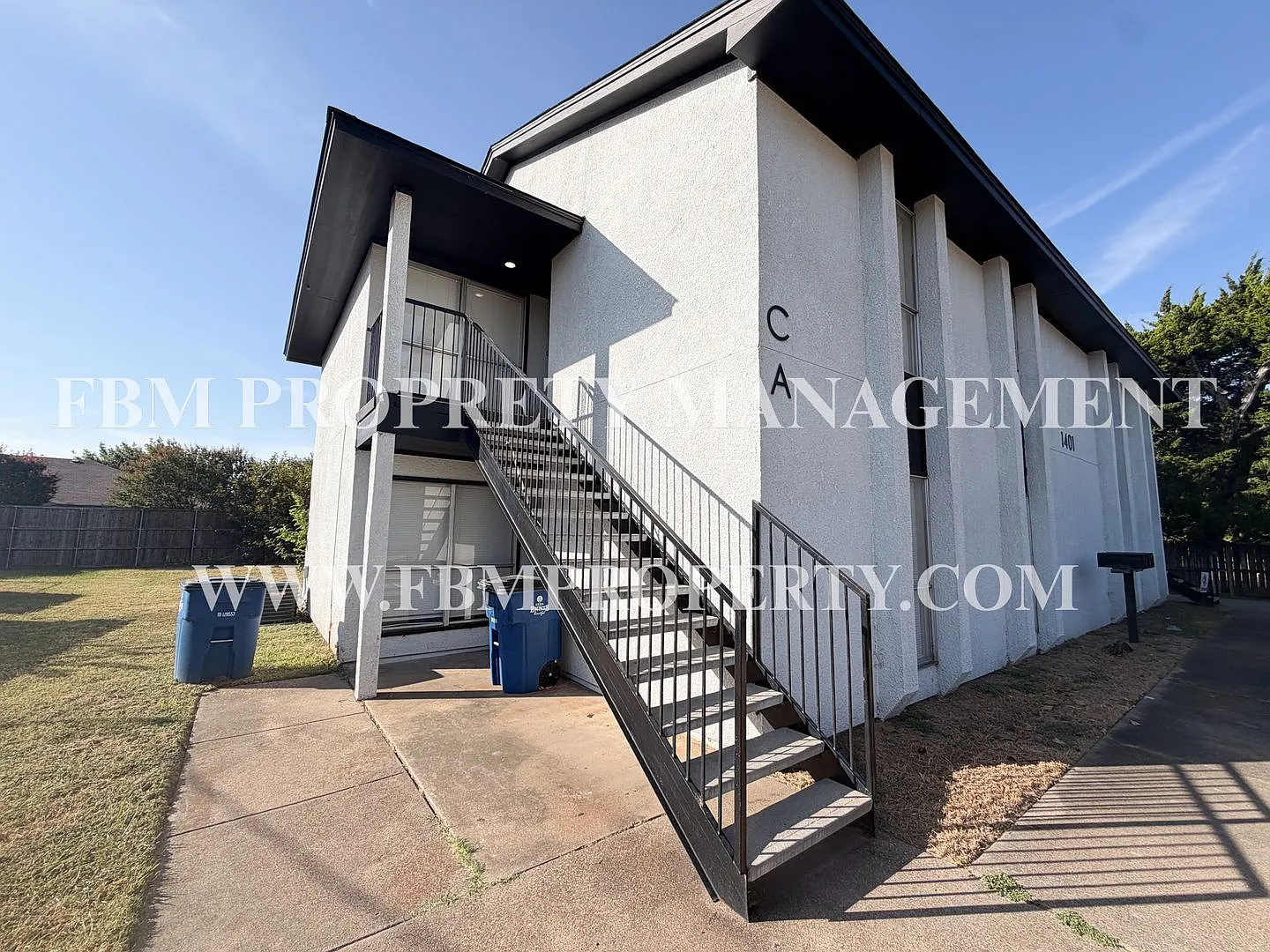 1401 Old Bardwell Rd, Unit C - Cozy 2 Bedroom, 2 Bathroom Upstairs Apartment Home in Ennis, TX! — Photo 1