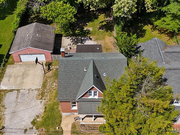 3rd image of 23 S 11th St