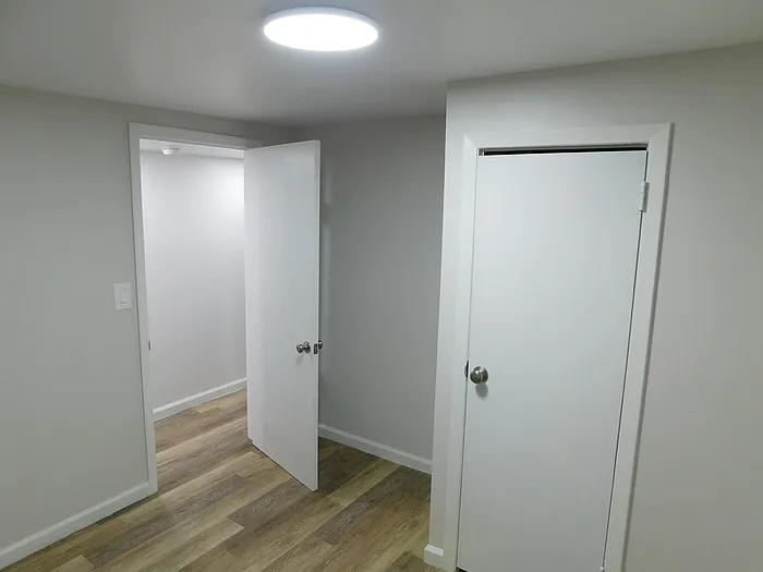 65 W 19th St #1 — Photo 11