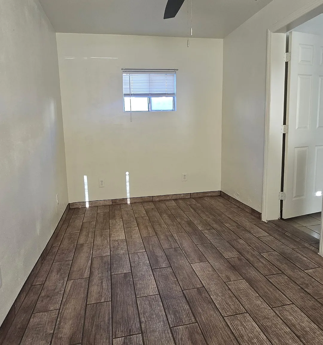 3434 E Maroa Ave — Photo 3