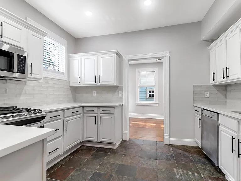 167 Fishburne St — Photo 34