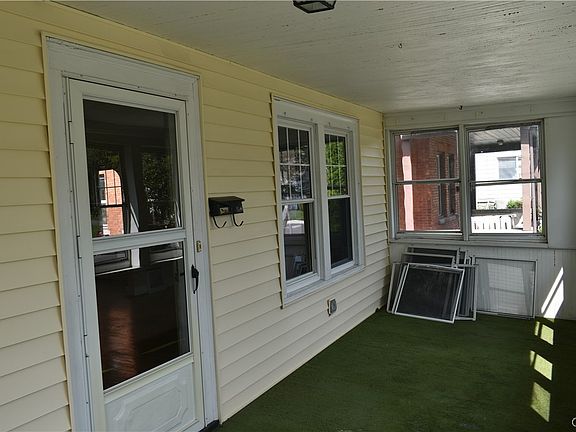 5th image of 614 Ulster St