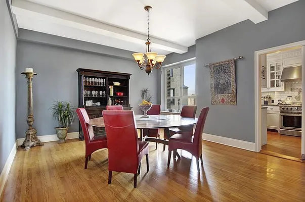 Sold by Real Direct | media 23