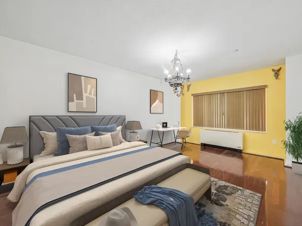 136 Beach 117th Street 608 image 2 of 39
