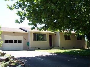 240 Columbia Loop Rd, Roseburg, OR 97471