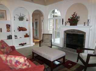 886 Foxwerthe Dr NW, Kennesaw, GA 30152