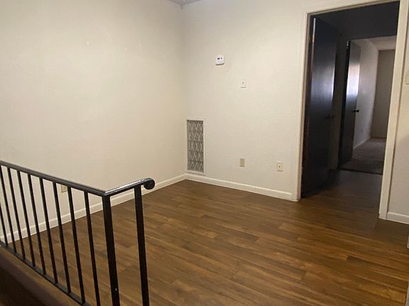 4th image of 3722 Thornberry Ct