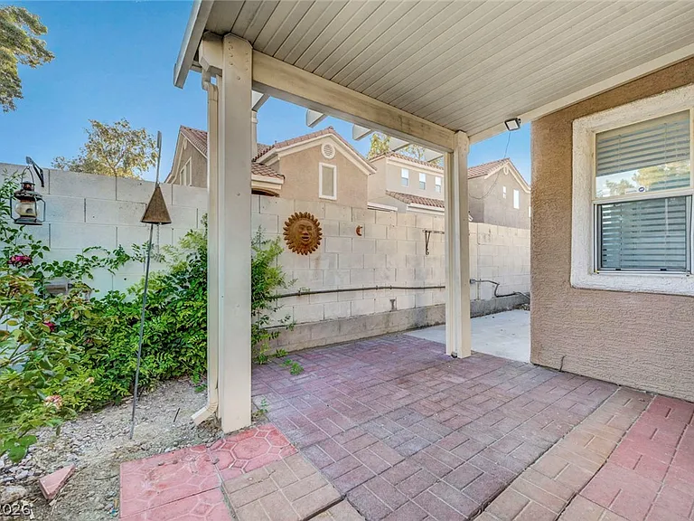 1453 Morro Creek St — Photo 45
